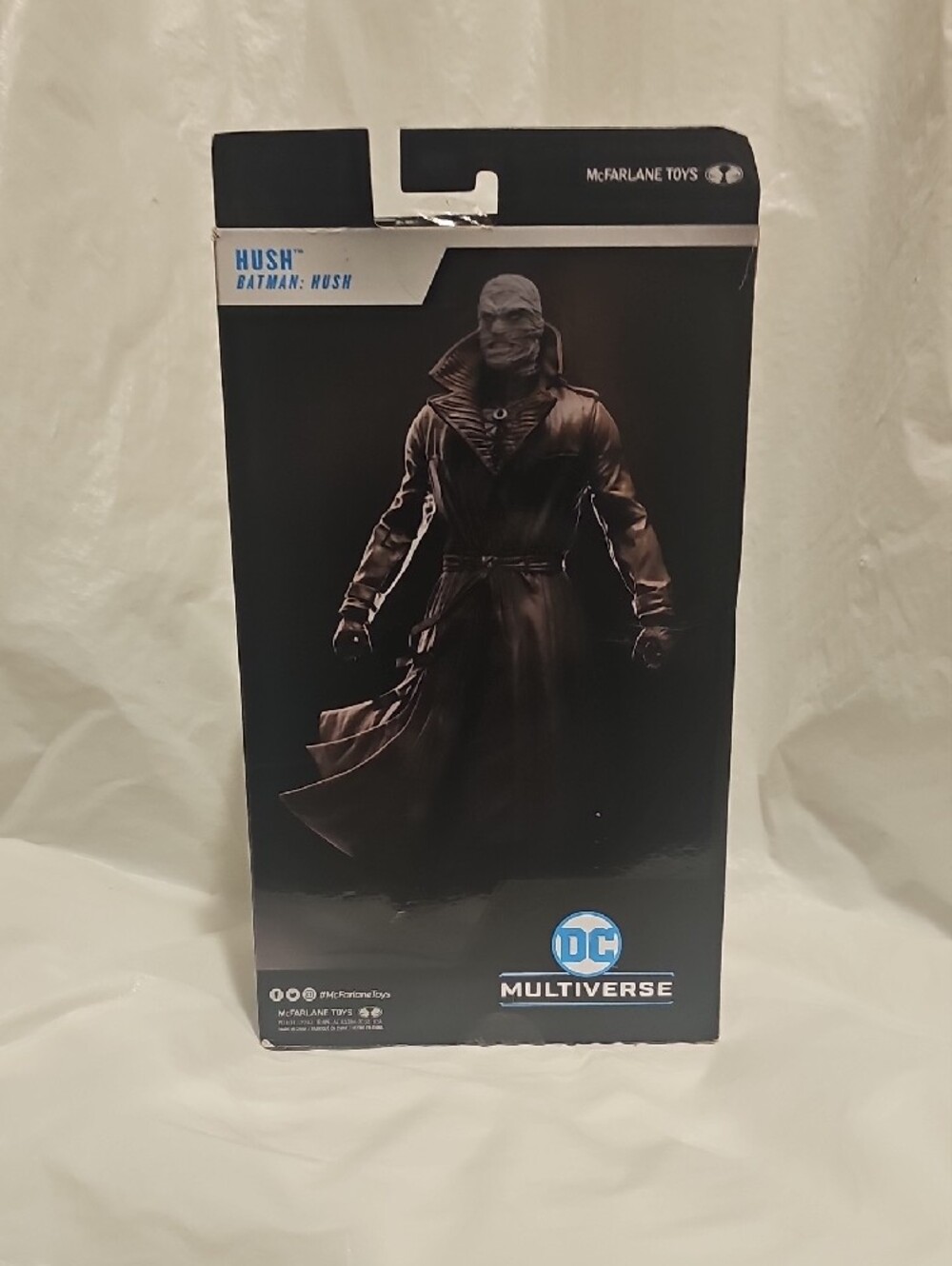 Hush Action Figure - Picture 2 of 15